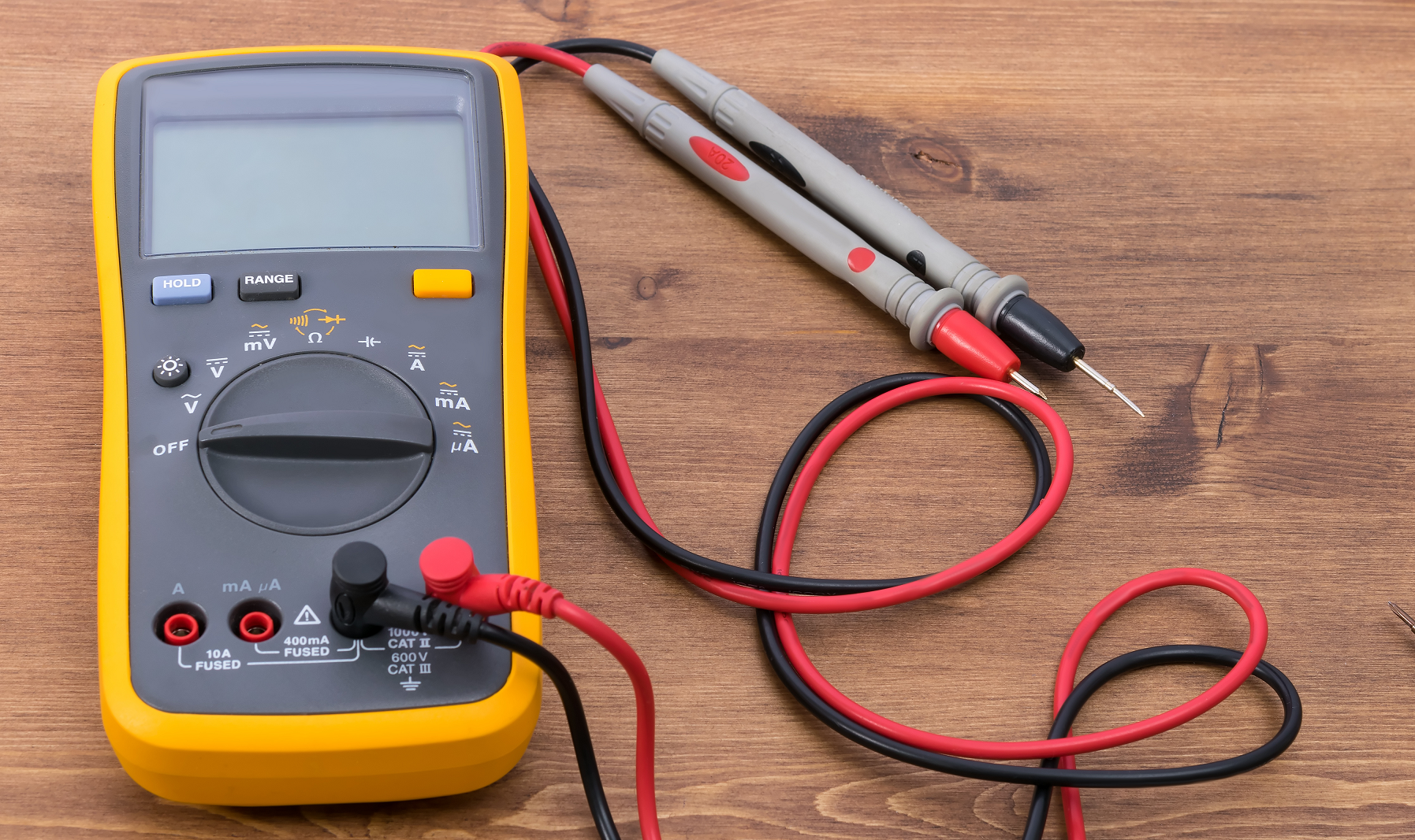 Title image for blog article "How Does a Voltage Meter Work?"